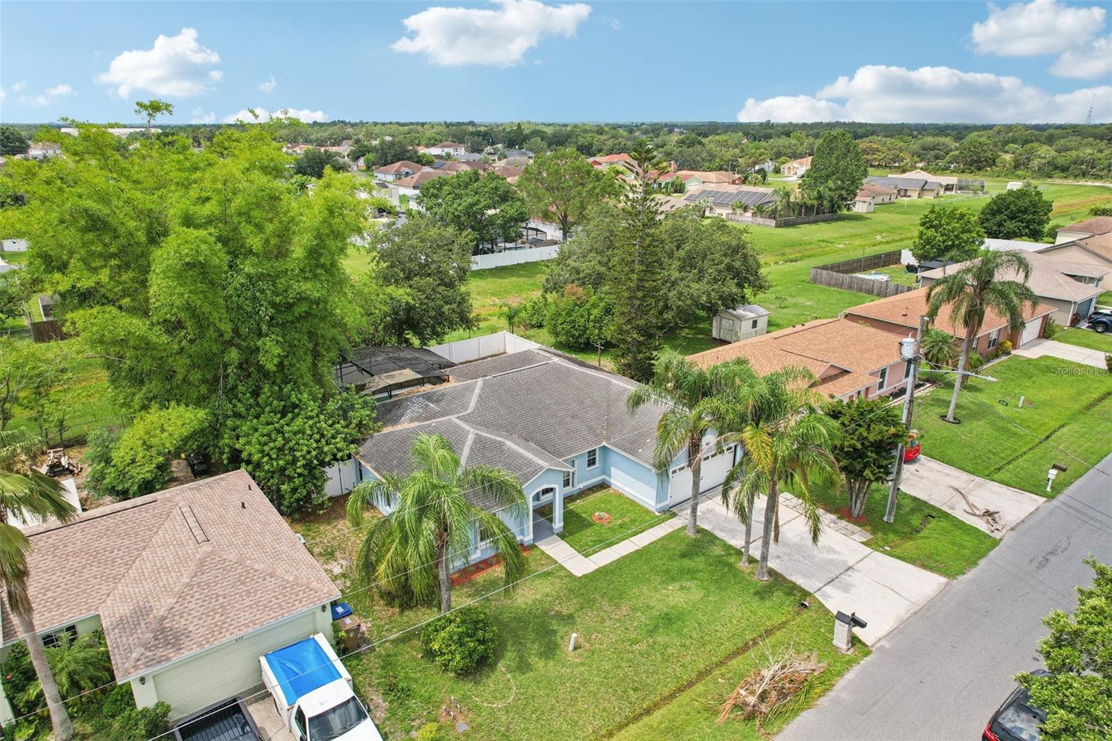 Image 41 of 53 For 857 Marquis Court