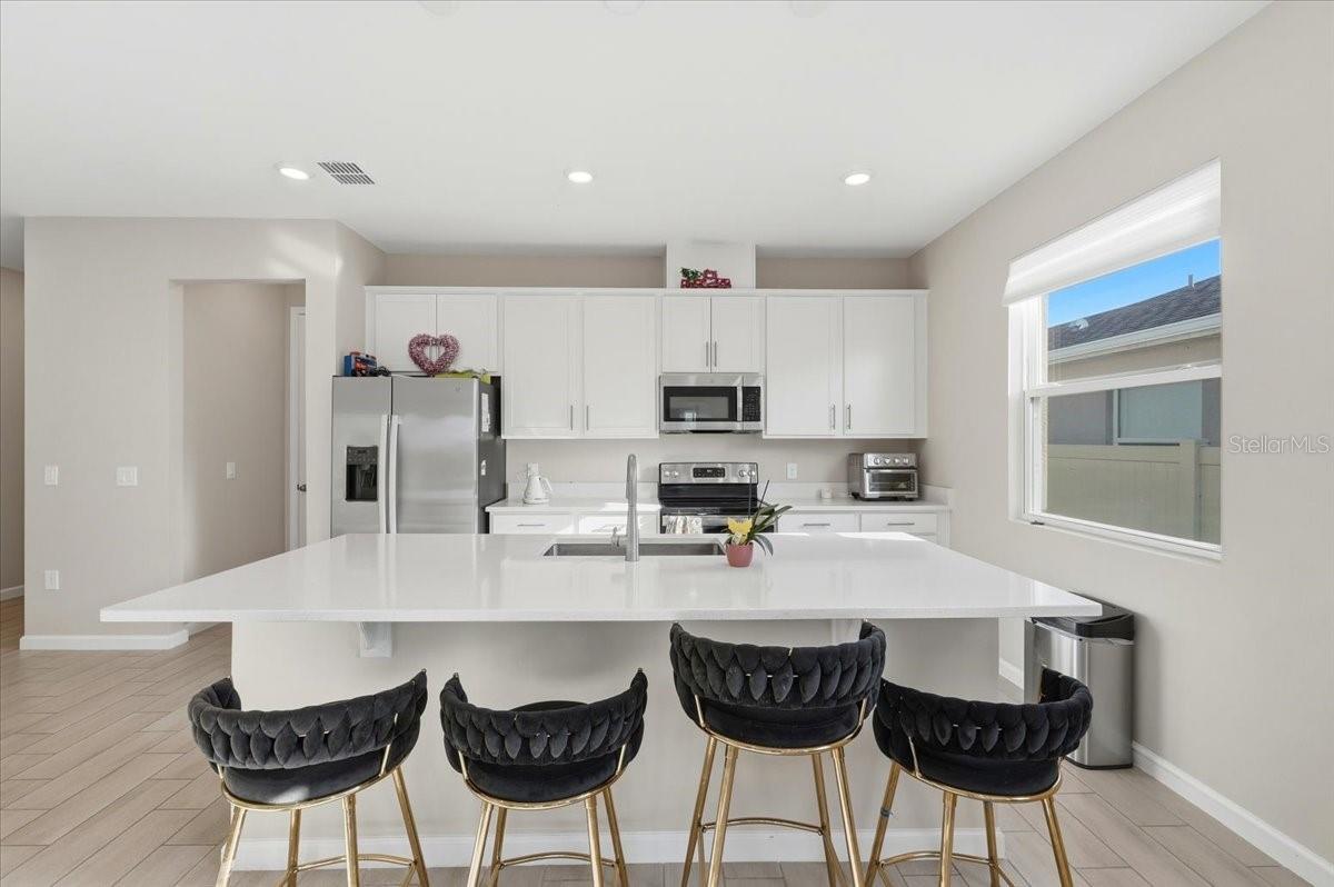 Image 11 of 27 For 596 Hennepin Loop