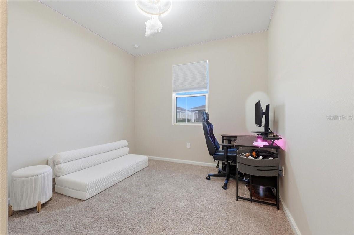 Image 21 of 27 For 596 Hennepin Loop