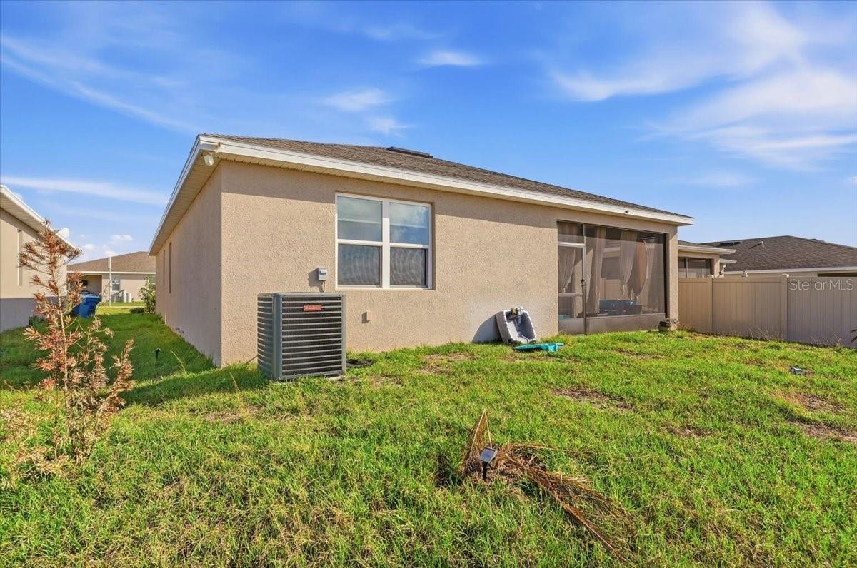 Image 5 of 27 For 596 Hennepin Loop