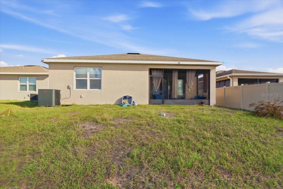 Image 6 of 27 For 596 Hennepin Loop