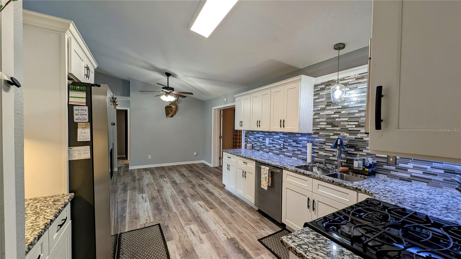 Image 20 of 45 For 624 Lanier Avenue