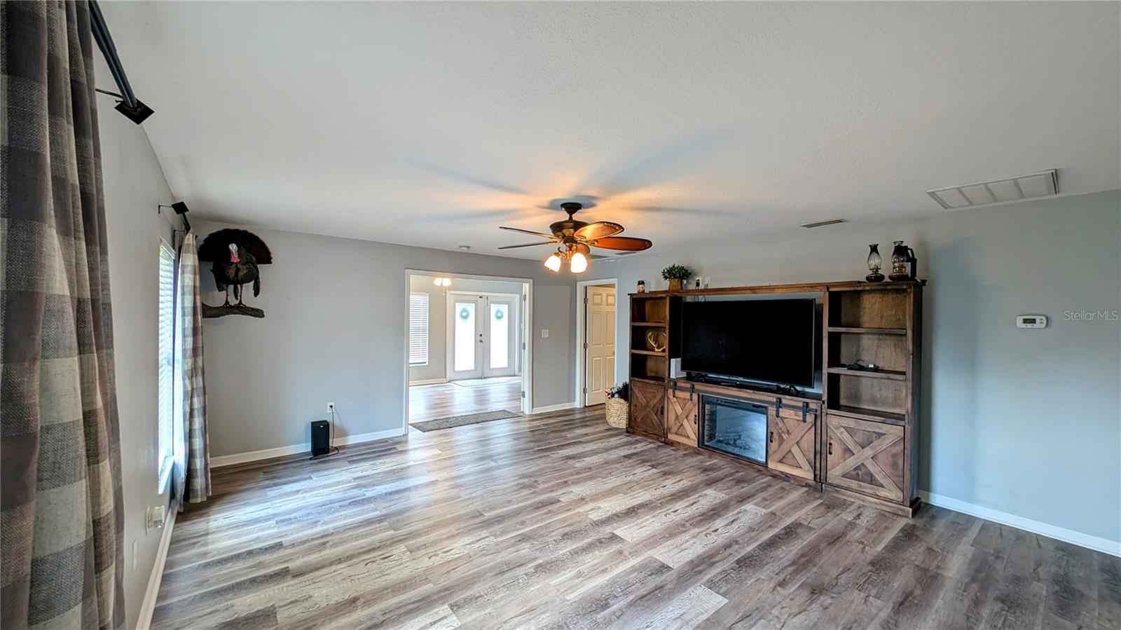 Image 28 of 45 For 624 Lanier Avenue