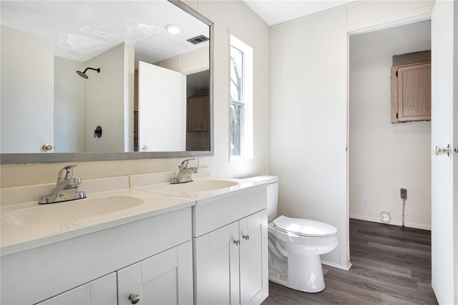 Image 15 of 23 For 322 Clearwater Lake Drive