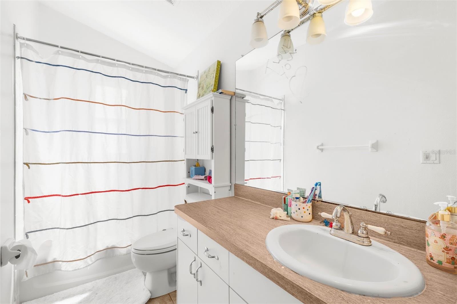 Image 19 of 40 For 3141 Town Avenue