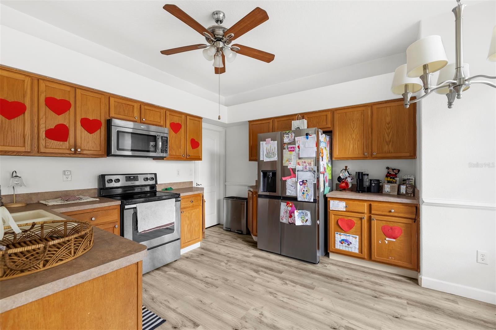 Image 5 of 40 For 3141 Town Avenue