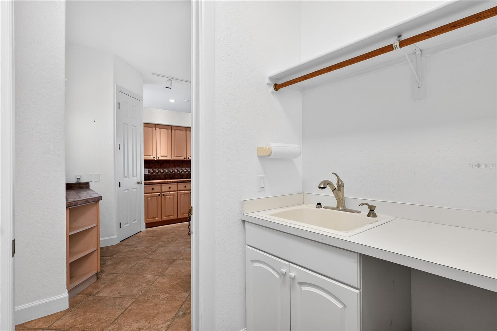 Image 22 of 75 For 2968 Plantation Road