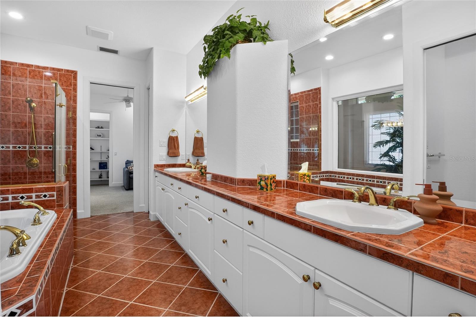 Image 30 of 75 For 2968 Plantation Road