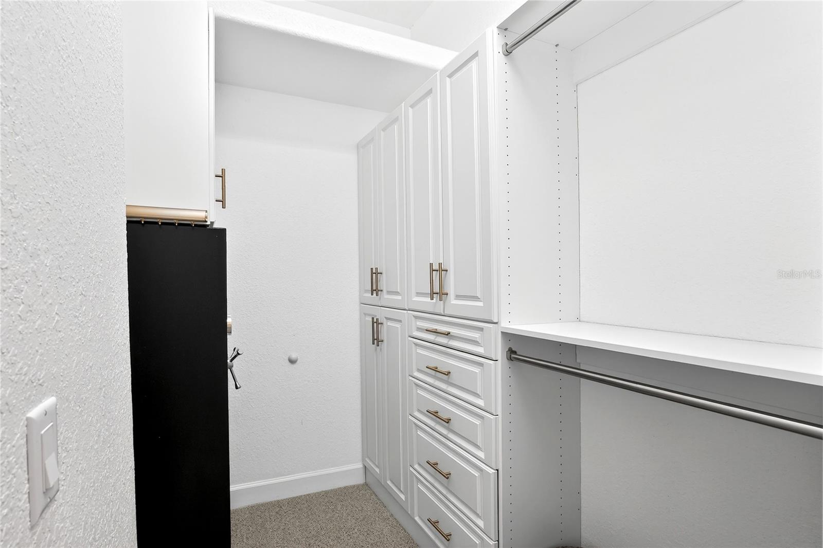 Image 40 of 75 For 2968 Plantation Road