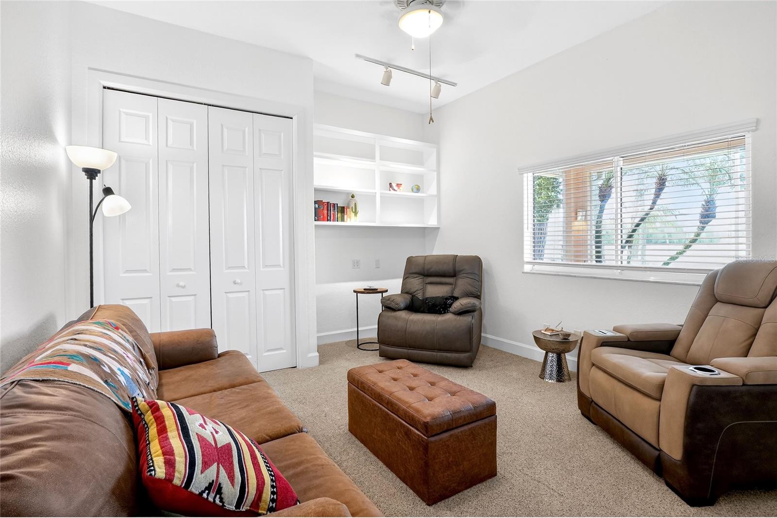 Image 41 of 75 For 2968 Plantation Road