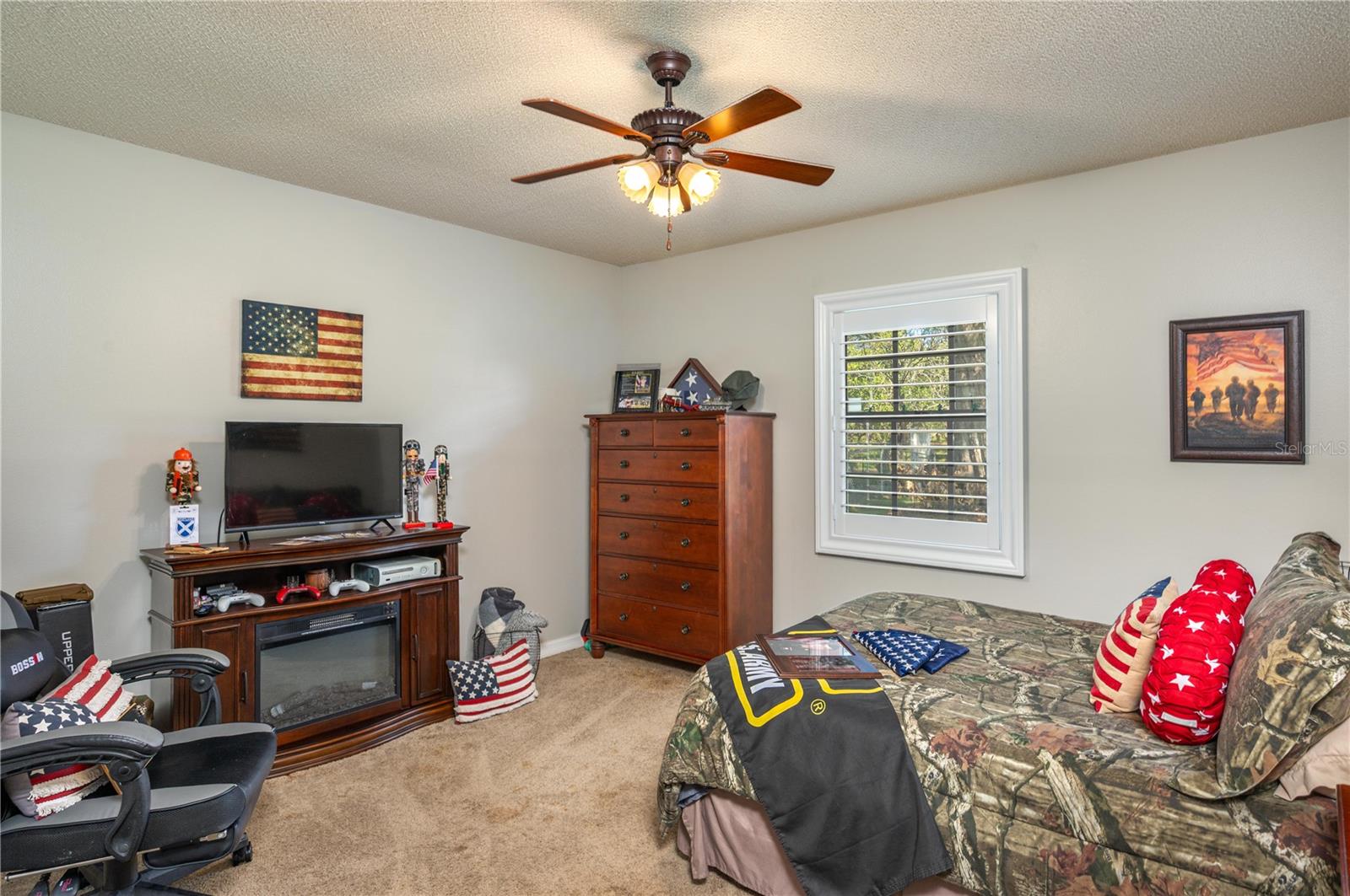 Image 27 of 50 For 334 Palmview Circle N