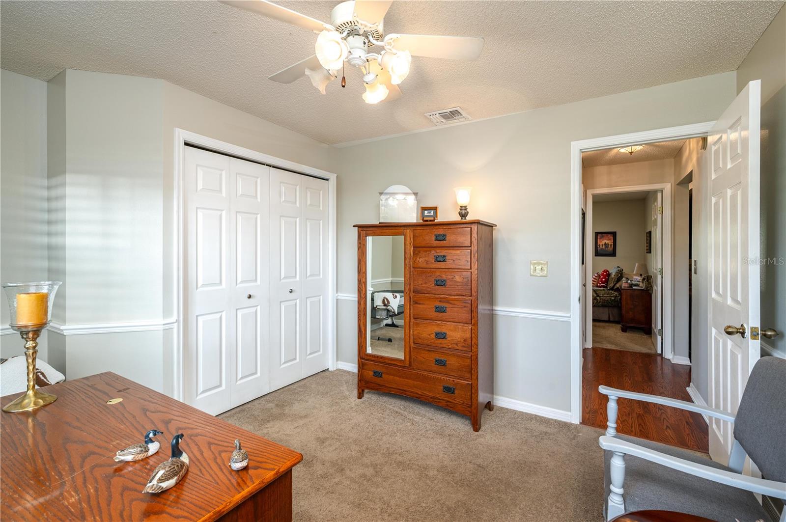 Image 34 of 50 For 334 Palmview Circle N