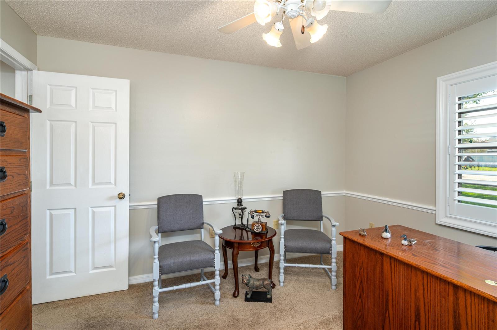 Image 35 of 50 For 334 Palmview Circle N