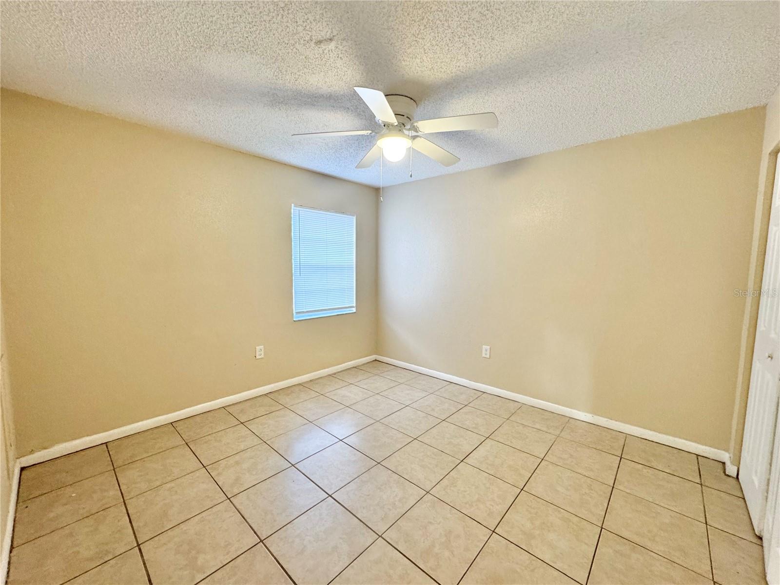 Image 14 of 21 For 2571 Elm Avenue