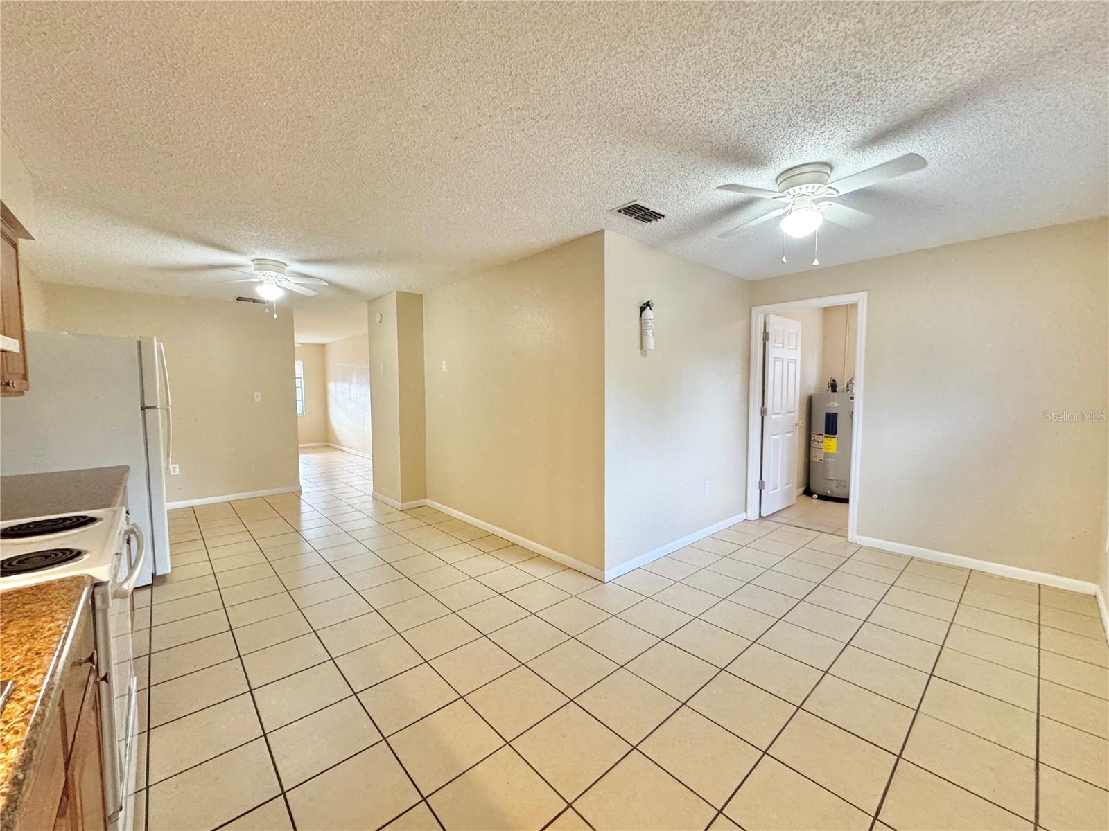 Image 6 of 21 For 2571 Elm Avenue