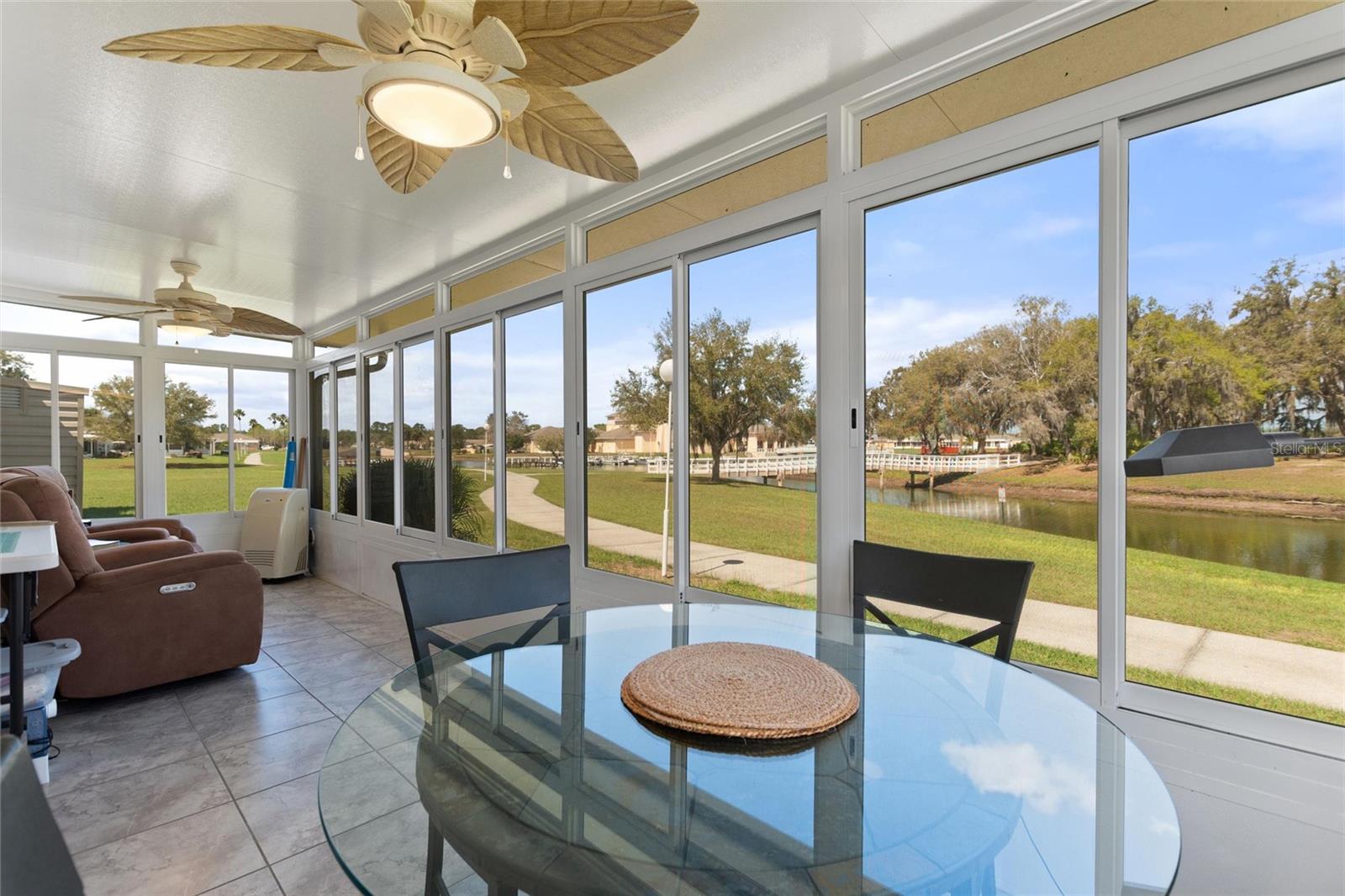 Image 17 of 72 For 1919 Club Circle