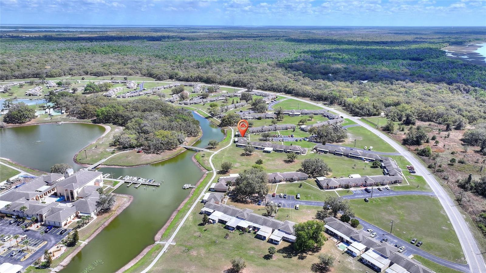 Image 33 of 72 For 1919 Club Circle