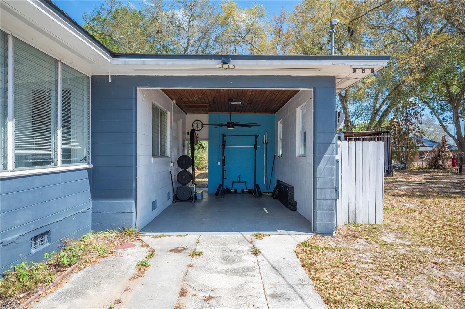 Image 4 of 45 For 1308 Gilliam Drive