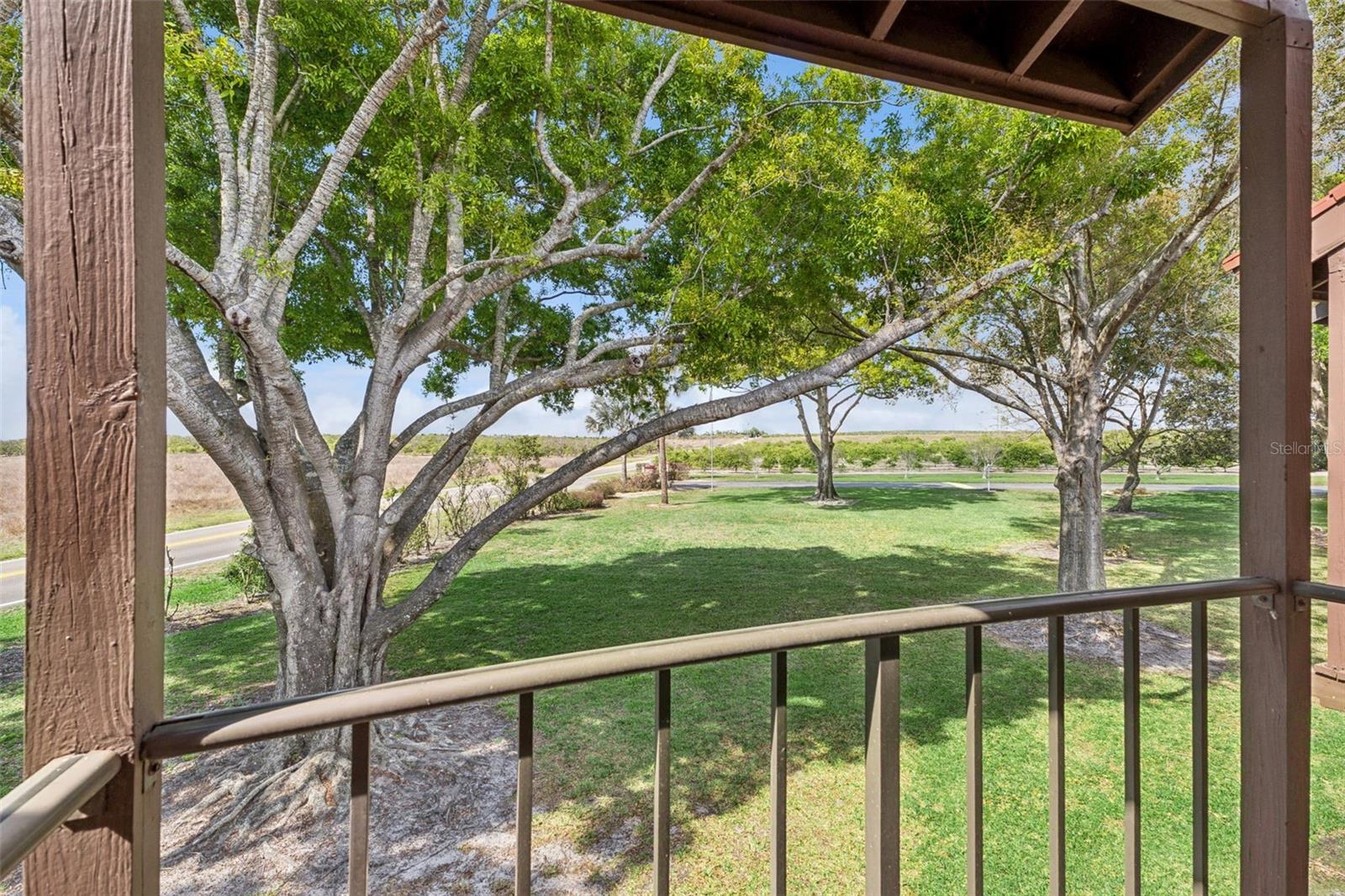 Image 26 of 37 For 210 La Casa  210