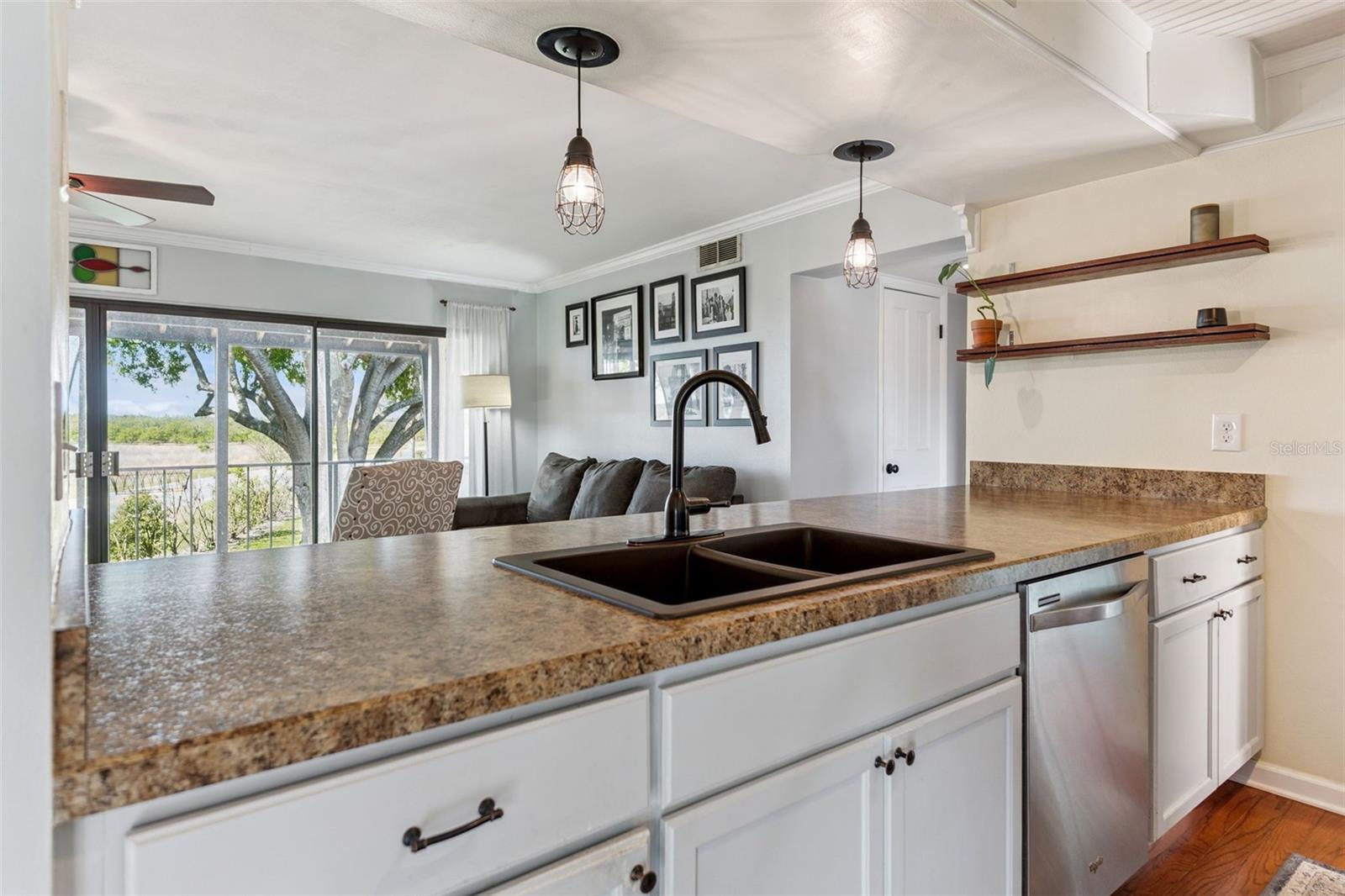 Image 5 of 37 For 210 La Casa  210