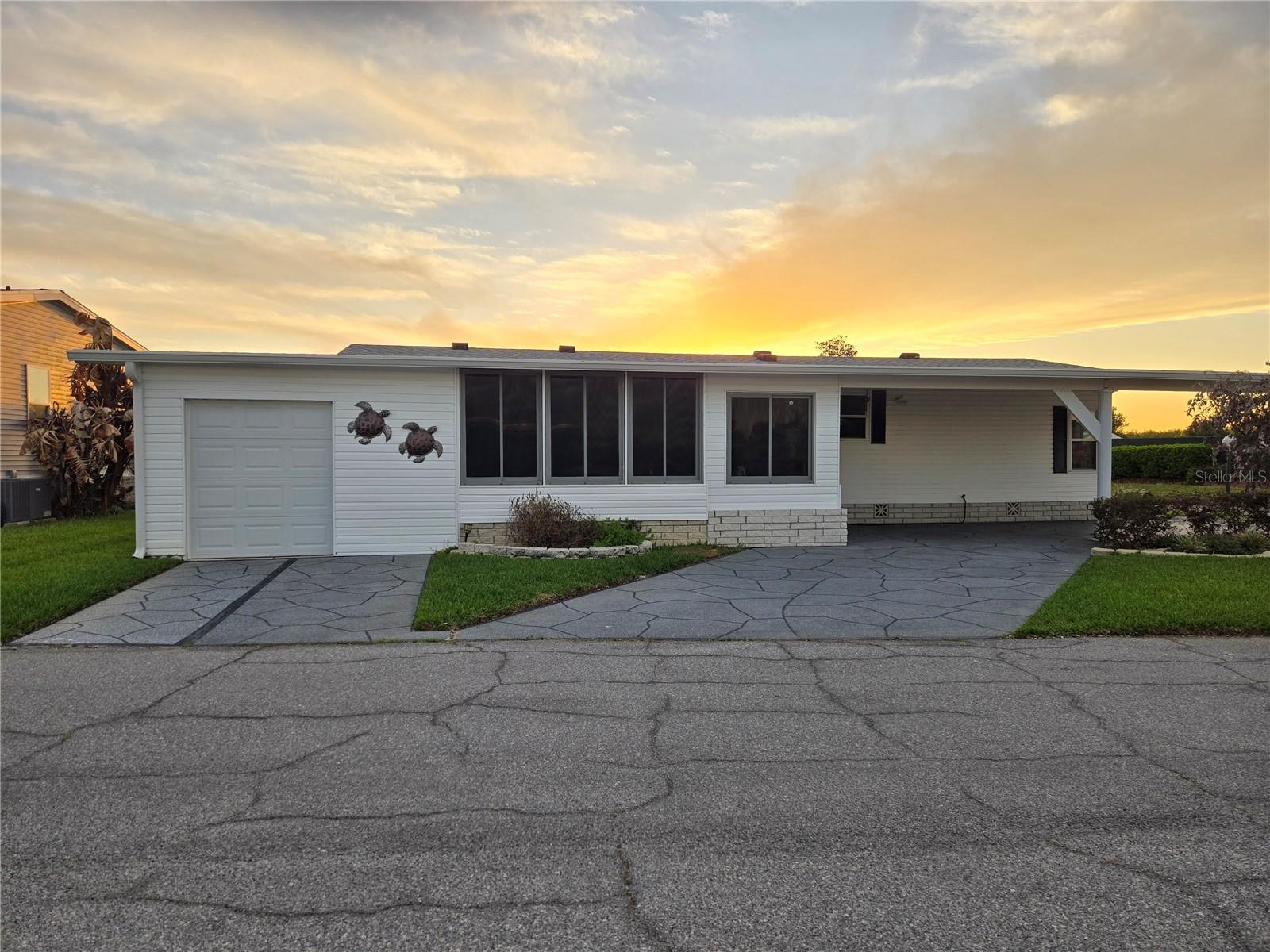 Image 3 of 96 For 198 Dartmouth Drive