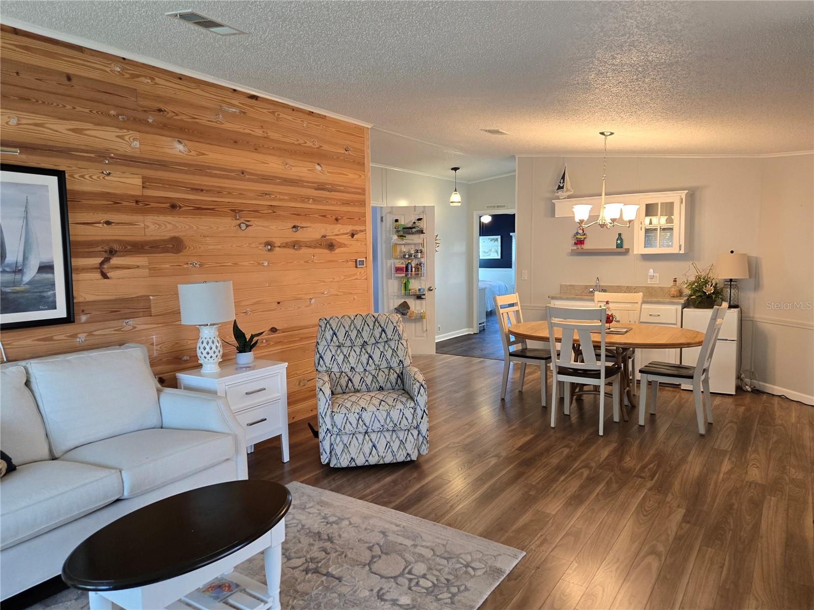 Image 39 of 96 For 198 Dartmouth Drive