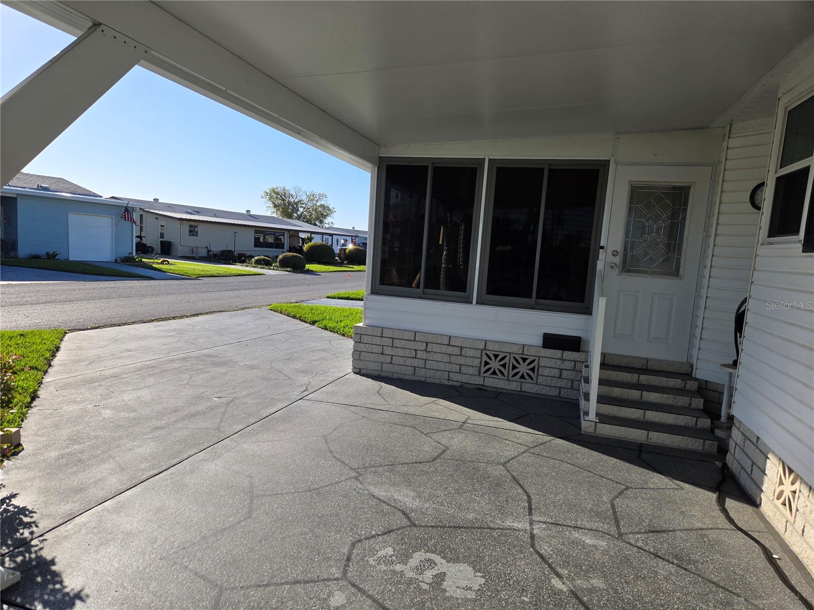 Image 51 of 96 For 198 Dartmouth Drive