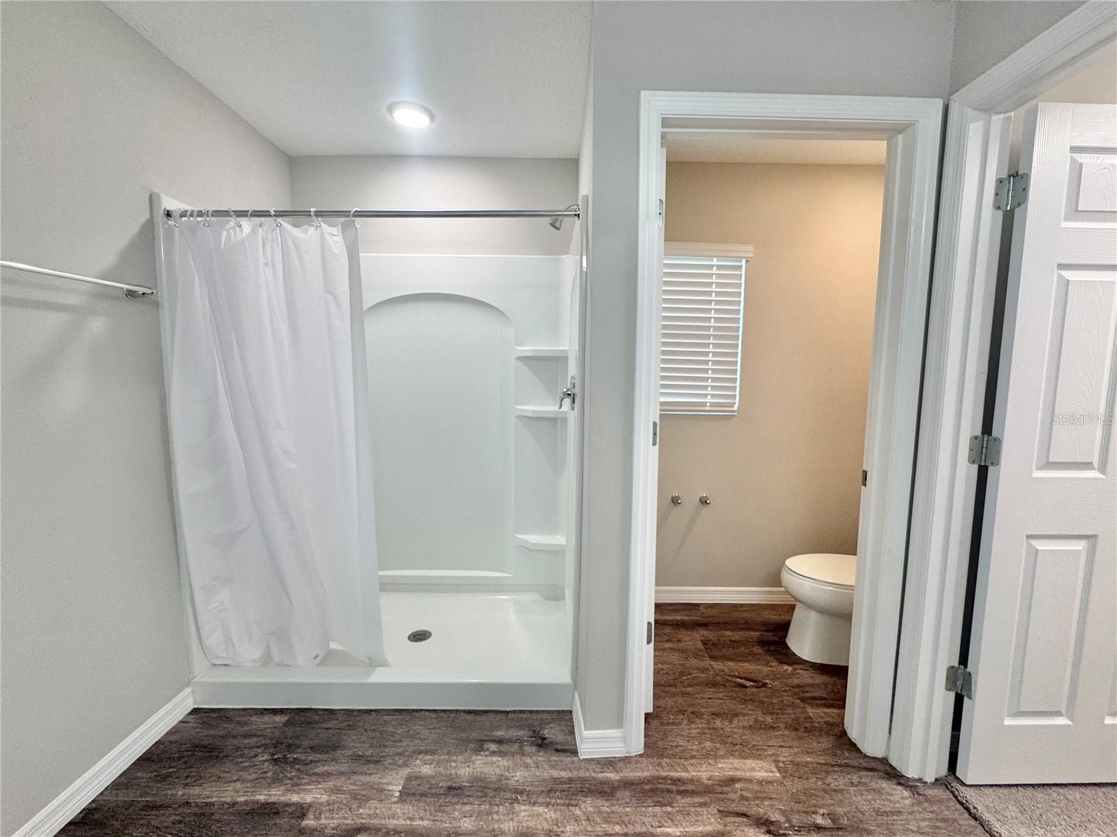 Image 17 of 42 For 1580 Axel Circle