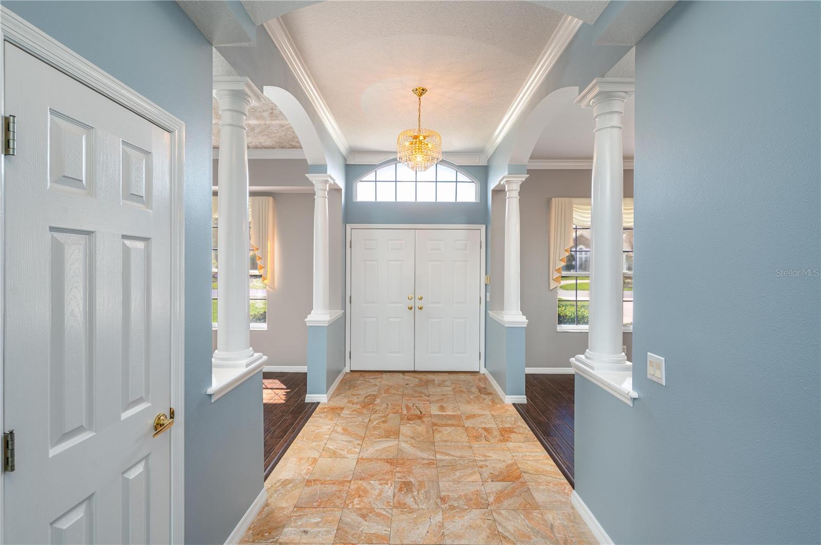 Image 10 of 48 For 329 Hamilton Shores Drive Ne