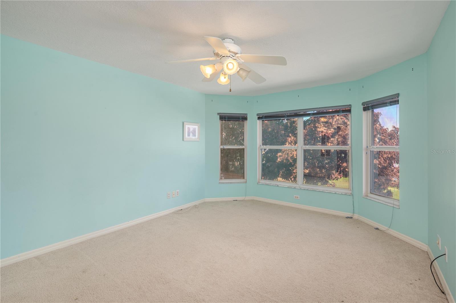 Image 34 of 48 For 329 Hamilton Shores Drive Ne