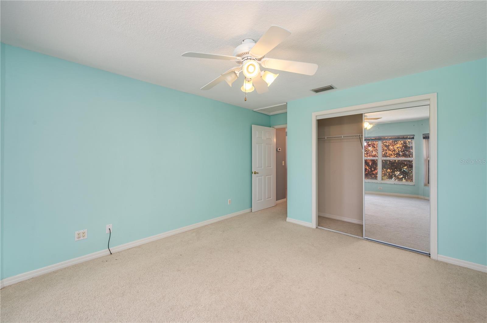 Image 35 of 48 For 329 Hamilton Shores Drive Ne