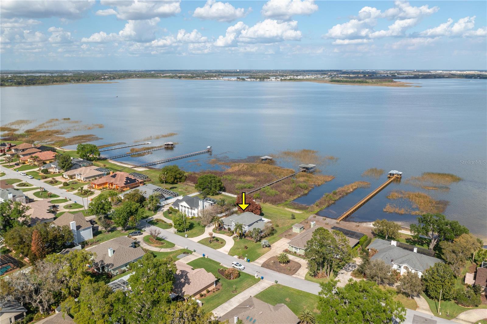 Image 9 of 48 For 329 Hamilton Shores Drive Ne