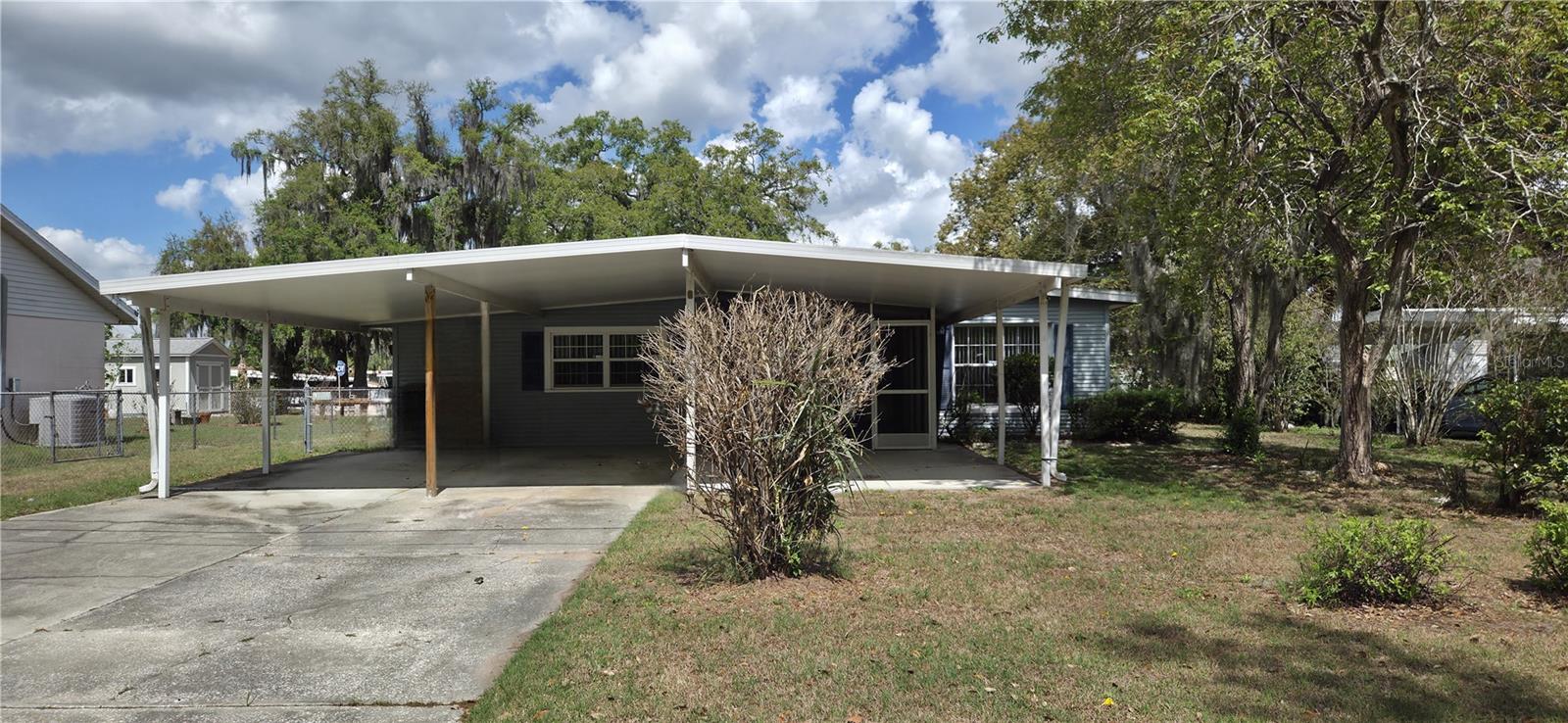 Image 26 of 33 For 640 Forrest Dr