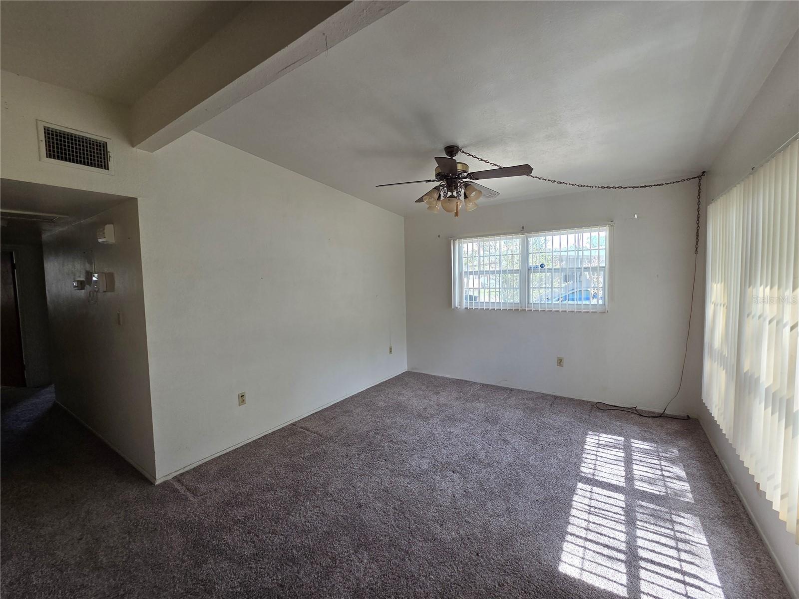 Image 4 of 33 For 640 Forrest Dr