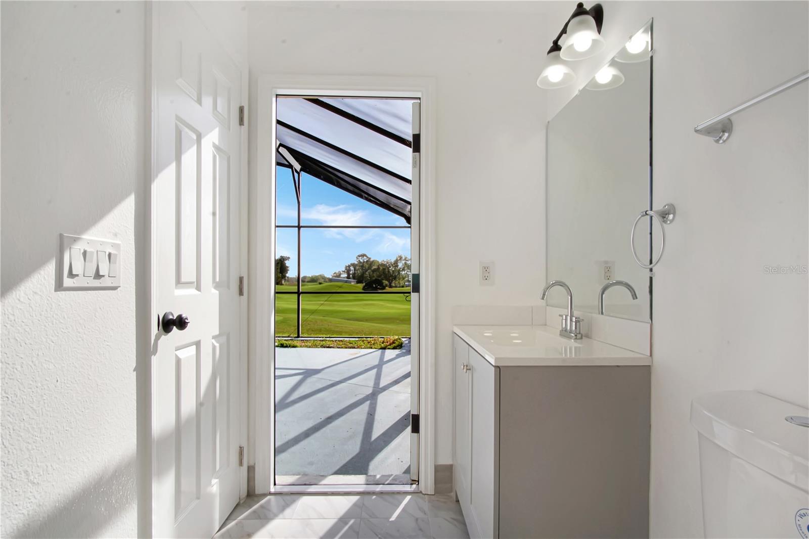 Image 20 of 41 For 1448 Park Place