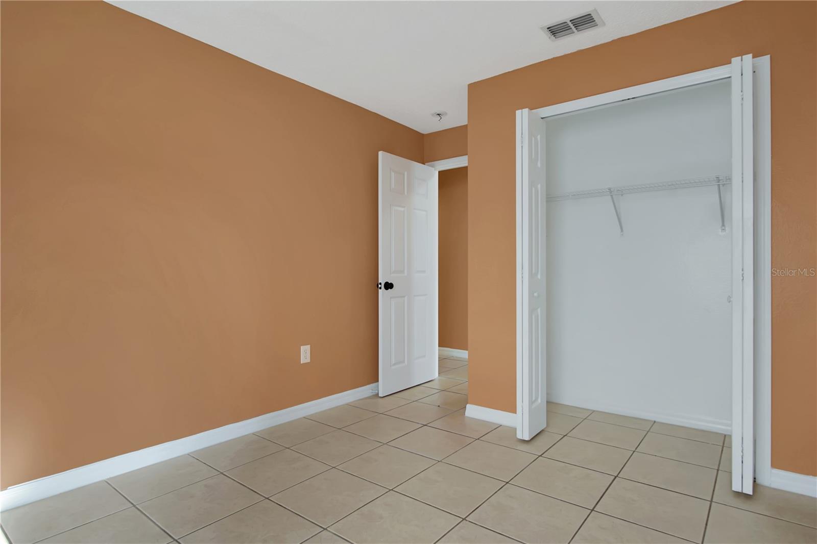 Image 25 of 41 For 1448 Park Place