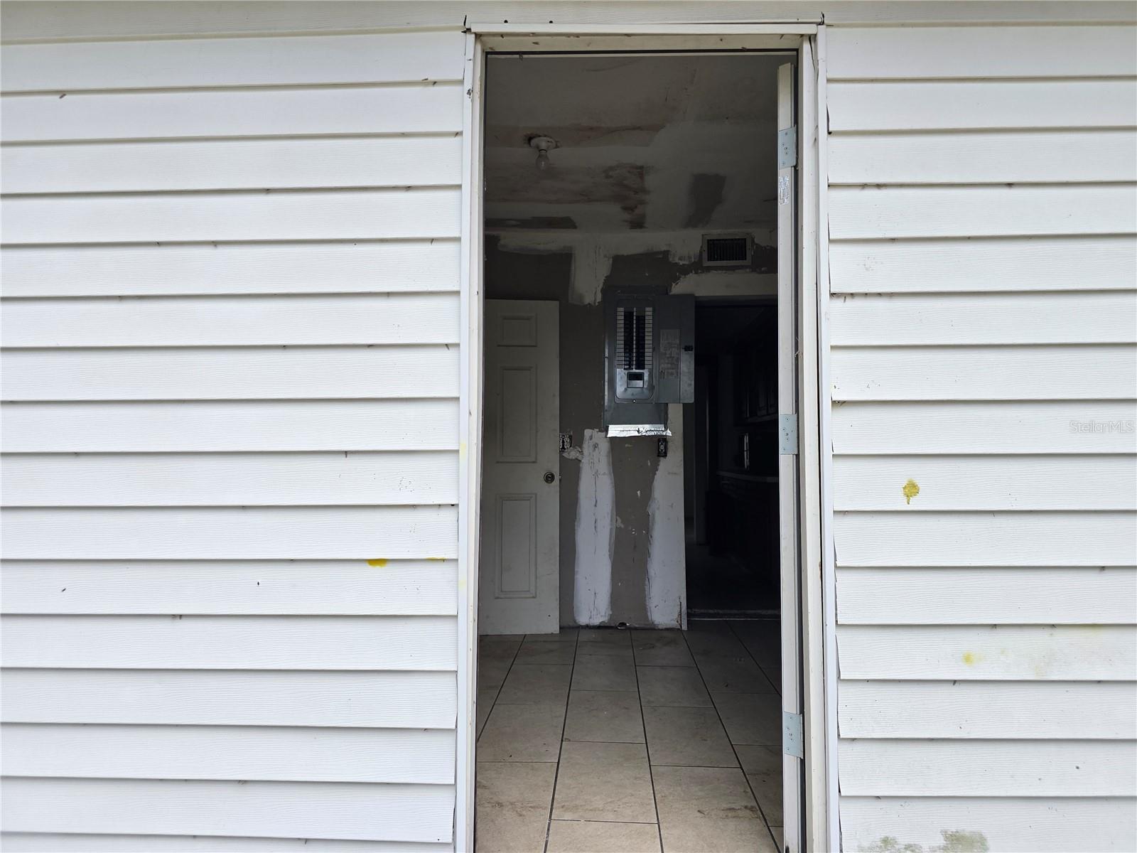 Image 22 of 41 For 2815 Avenue Q Nw