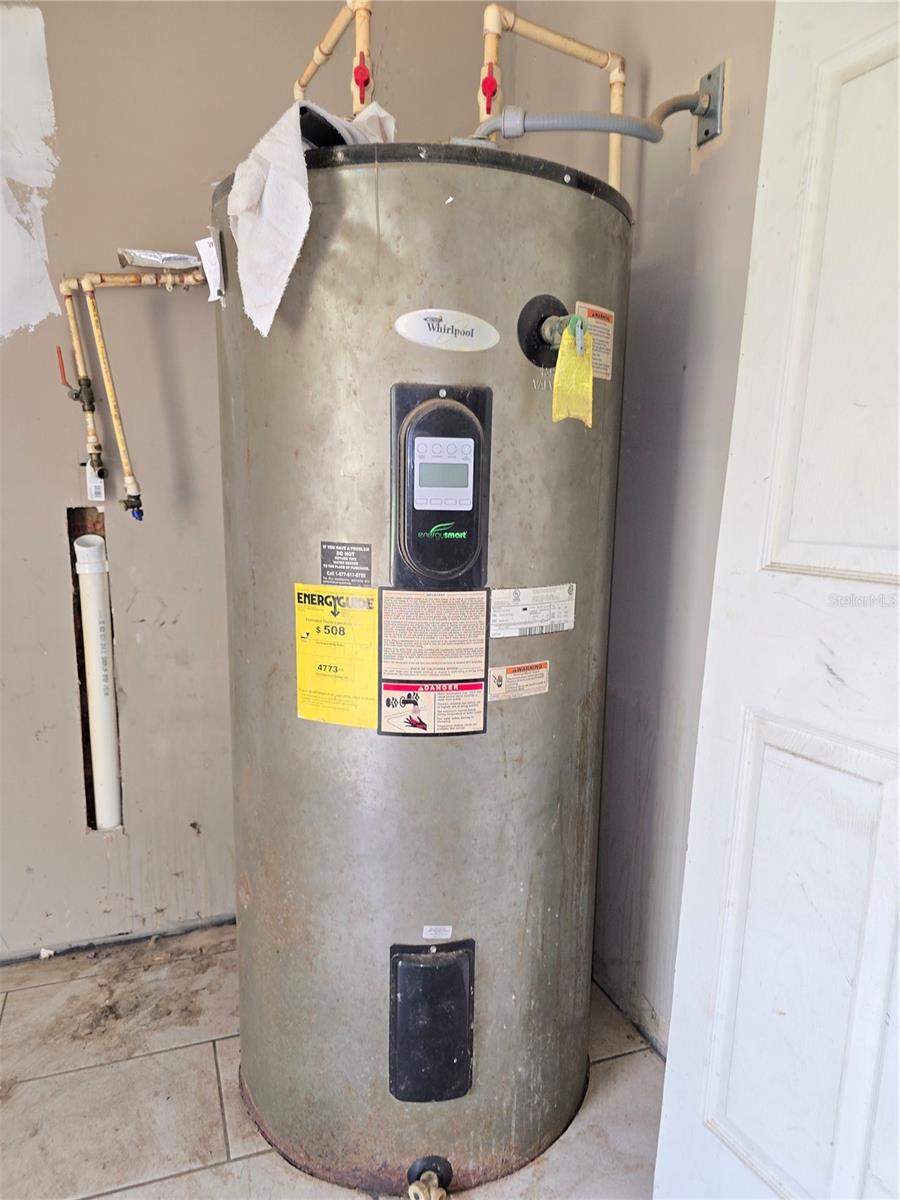 Image 27 of 41 For 2815 Avenue Q Nw