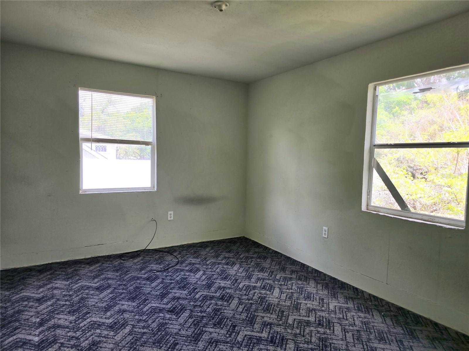 Image 31 of 41 For 2815 Avenue Q Nw