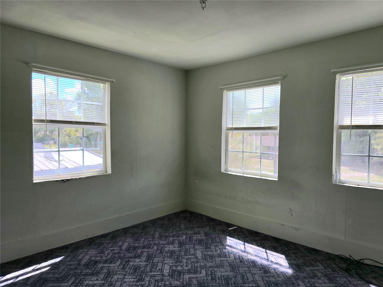 Image 34 of 41 For 2815 Avenue Q Nw