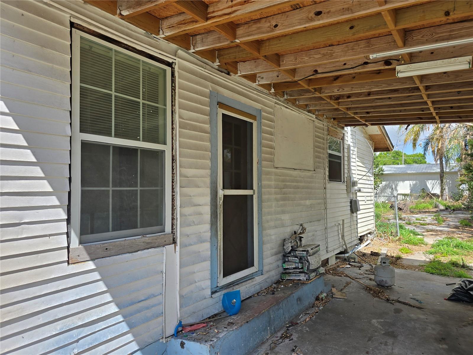 Image 4 of 41 For 2815 Avenue Q Nw