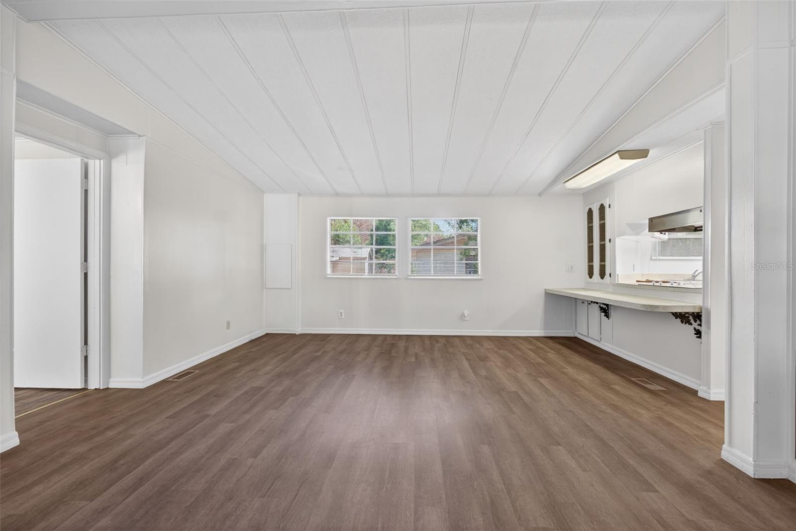 Image 12 of 79 For 214 Canova Drive