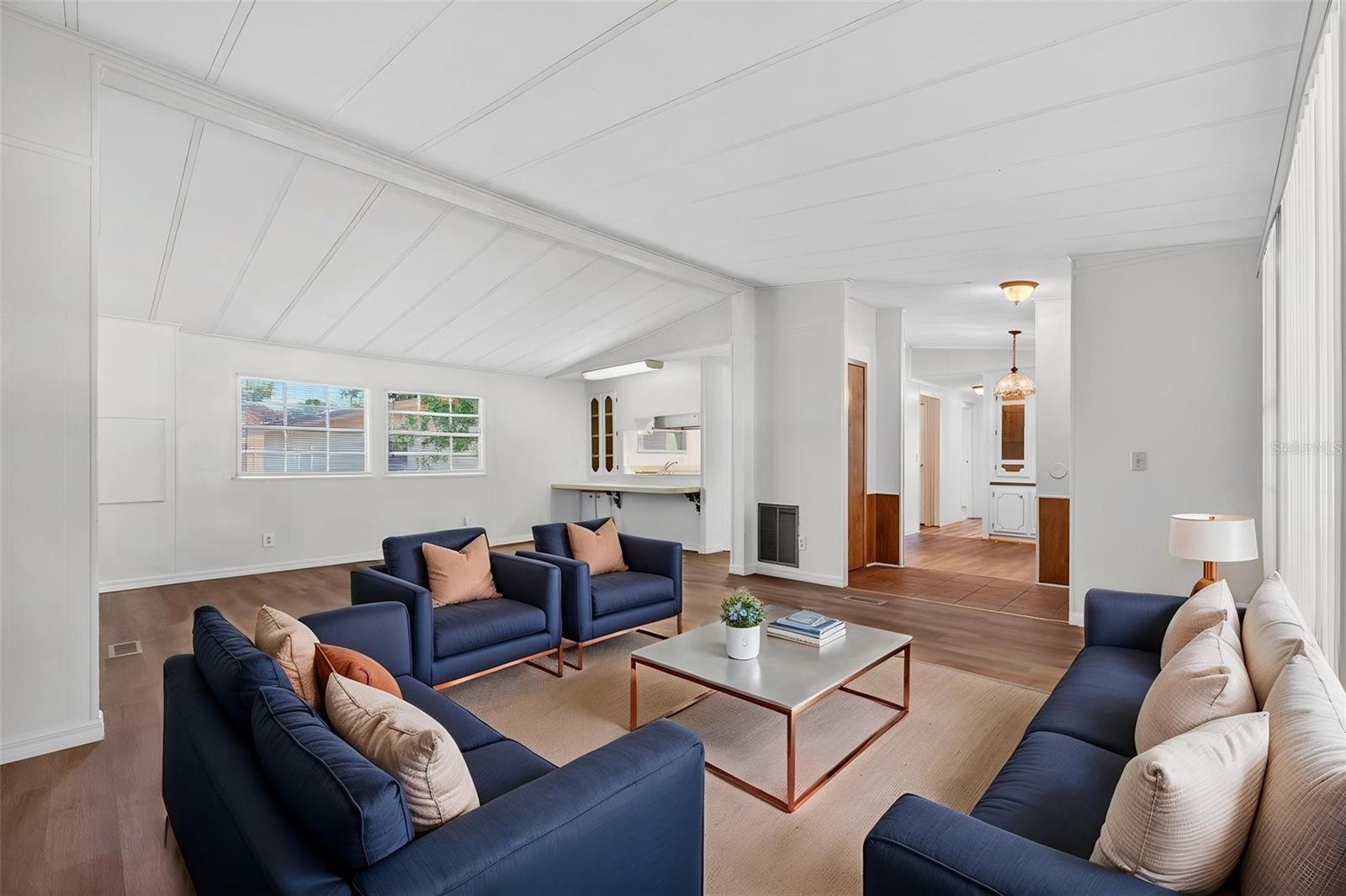 Image 15 of 79 For 214 Canova Drive