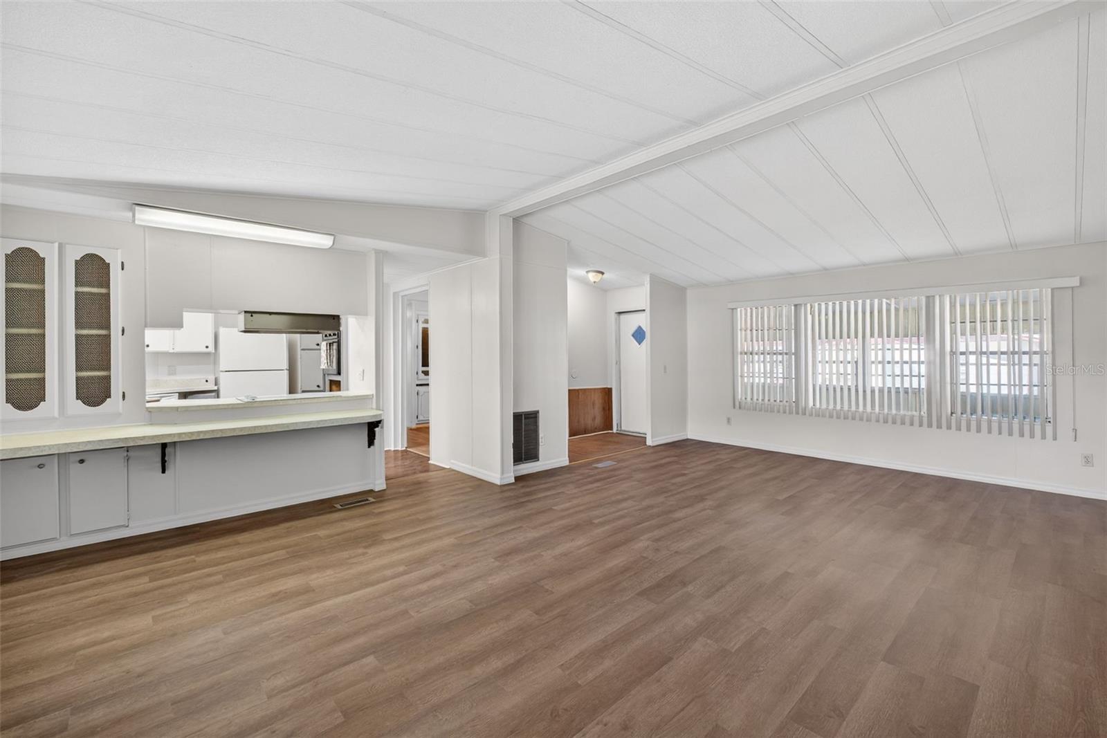 Image 18 of 79 For 214 Canova Drive