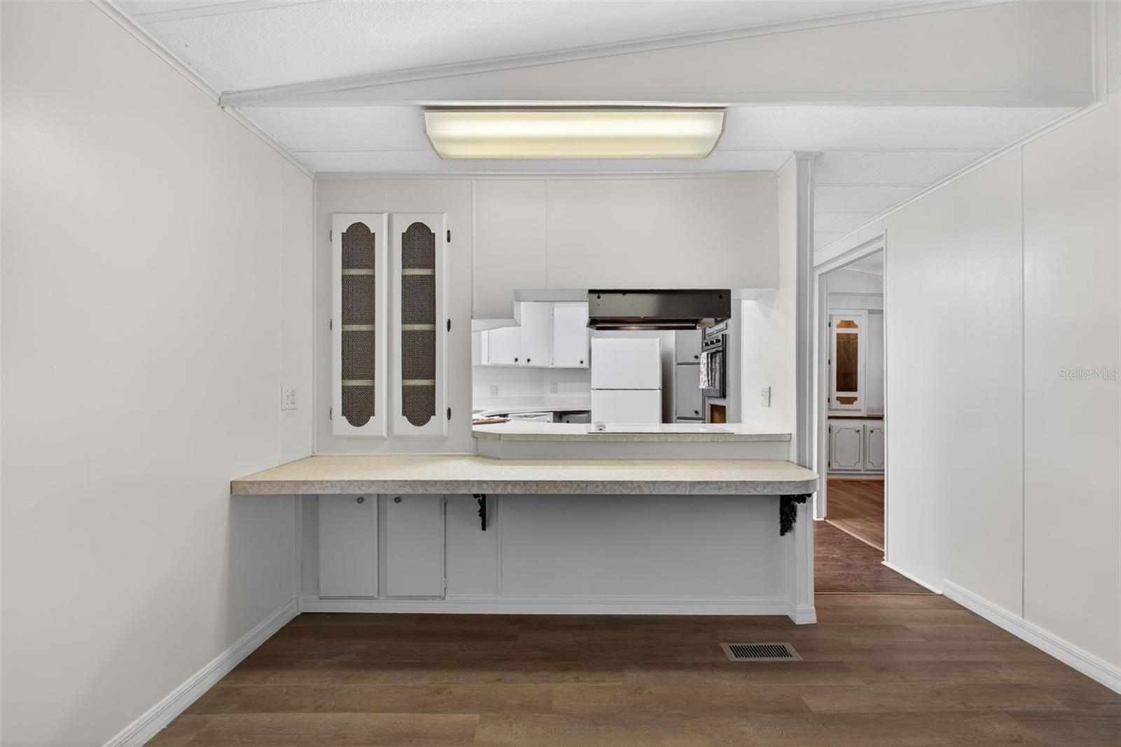 Image 19 of 79 For 214 Canova Drive