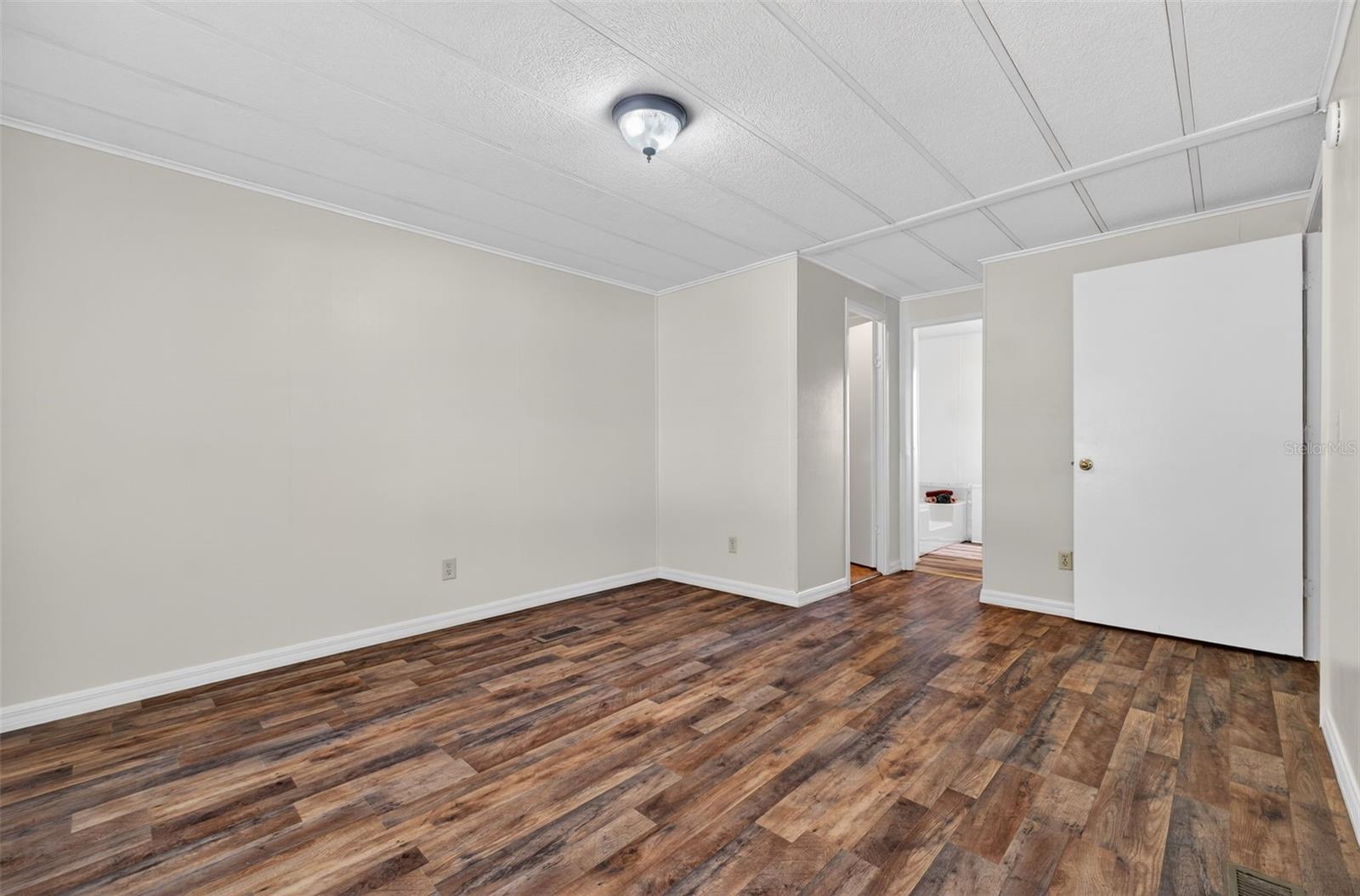 Image 35 of 79 For 214 Canova Drive