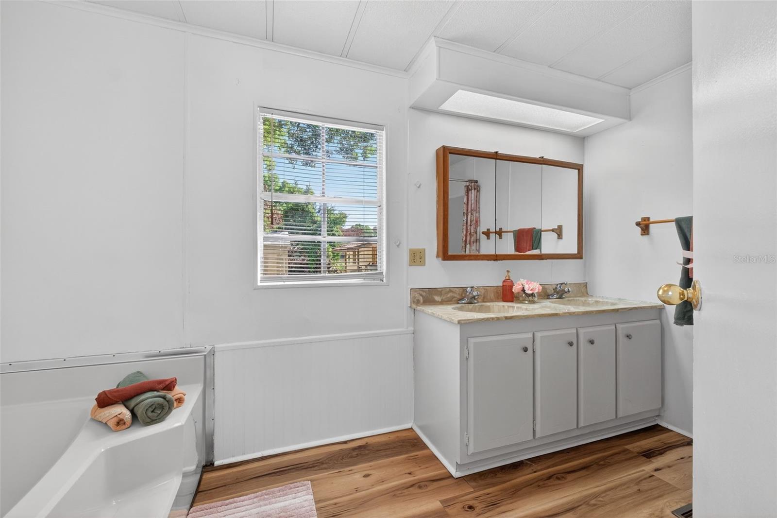 Image 40 of 79 For 214 Canova Drive