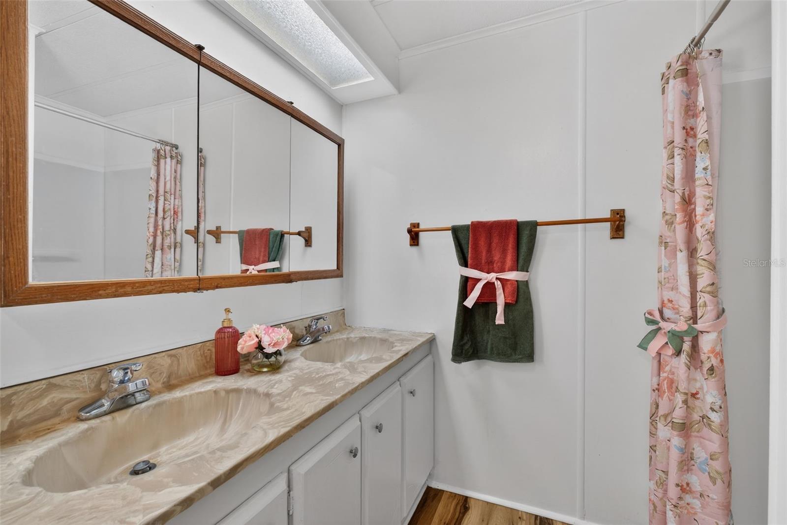 Image 41 of 79 For 214 Canova Drive