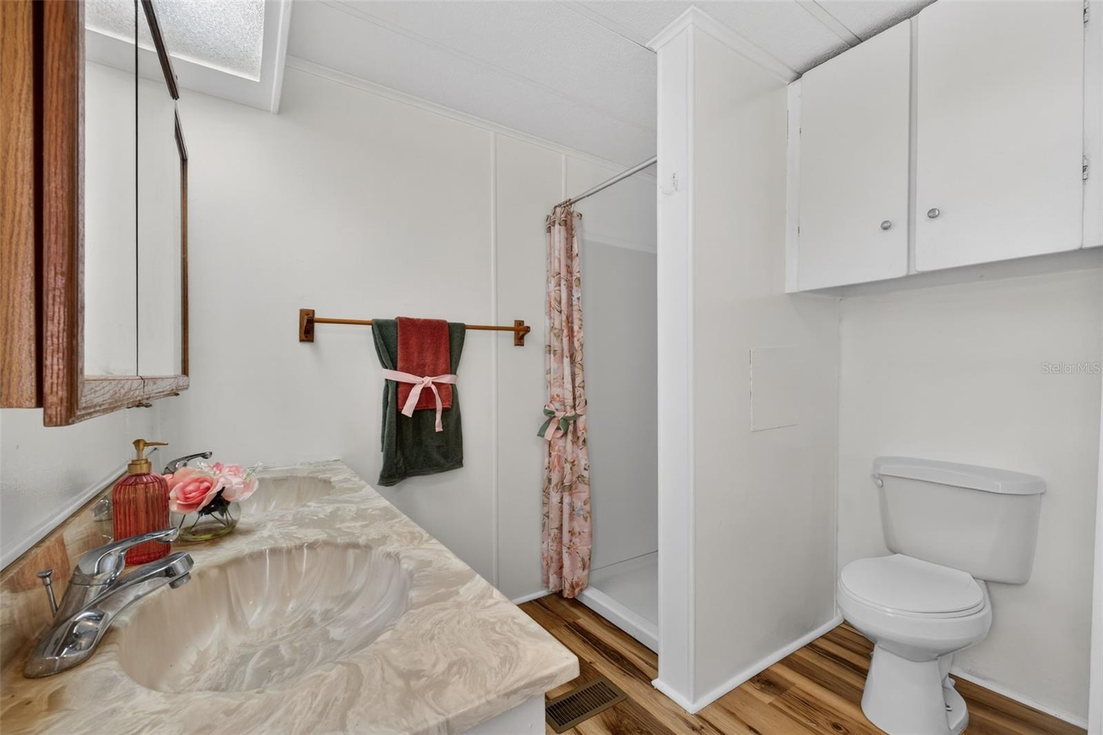 Image 42 of 79 For 214 Canova Drive