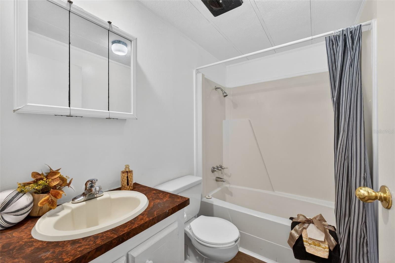 Image 53 of 79 For 214 Canova Drive